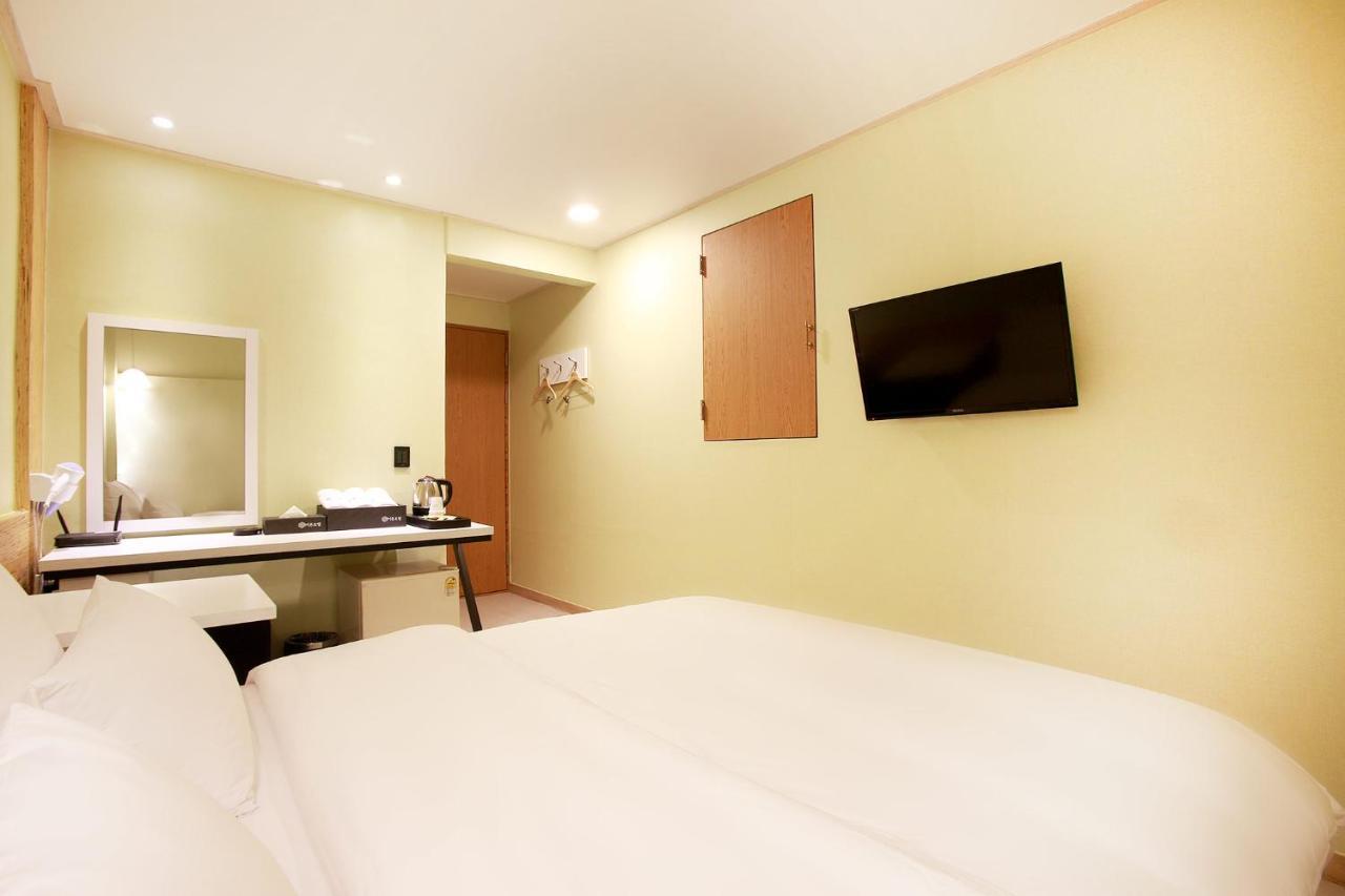 Eton Hotel Chuncheon Exterior foto
